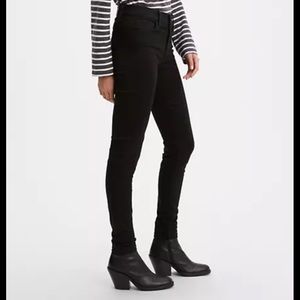 Levi’s 721 high rise jeans